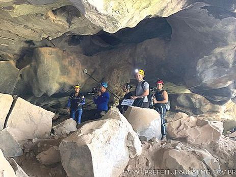 Múmia com mais de 5 mil anos: equipe de TV visita gruta do Gentio para falar sobre Acauã