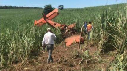 Piloto morre em queda de avião agrícola em Cafelândia