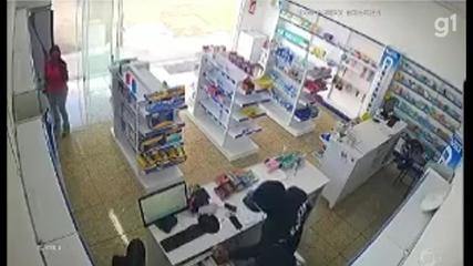 Polícia Civil investiga roubo a farmácia no centro de Iacri