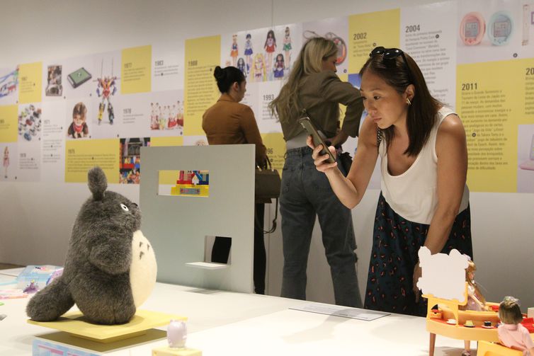 São Paulo (SP), 27/06/2023 - Exposição Dōshin – Os Encantos dos Brinquedos Japoneses, com curadoria de Natasha Barzaghi Geenen, na Japan House da avenida Paulista. Foto: Rovena Rosa/Agência Brasil